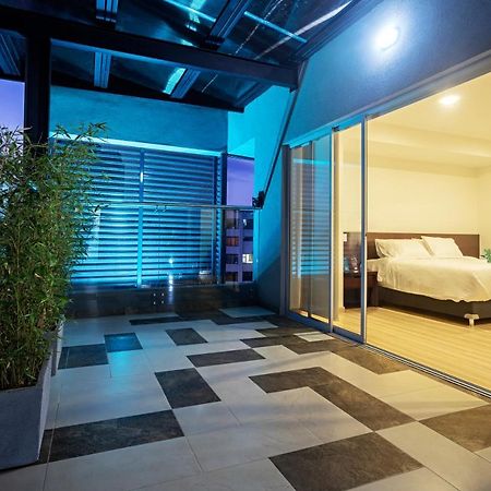 Loft Hotel Ипьялес Экстерьер фото