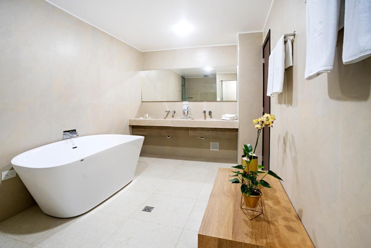 Loft Hotel Ипьялес Экстерьер фото